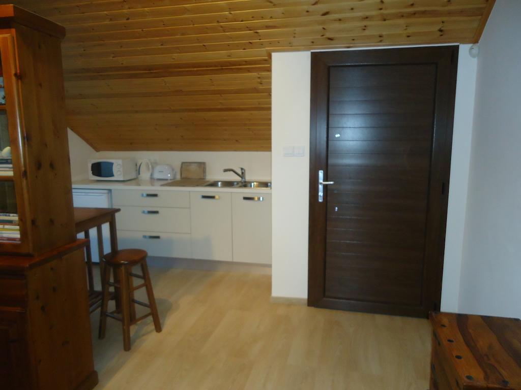 Petralona Apartment Agios Athanasios Luaran gambar