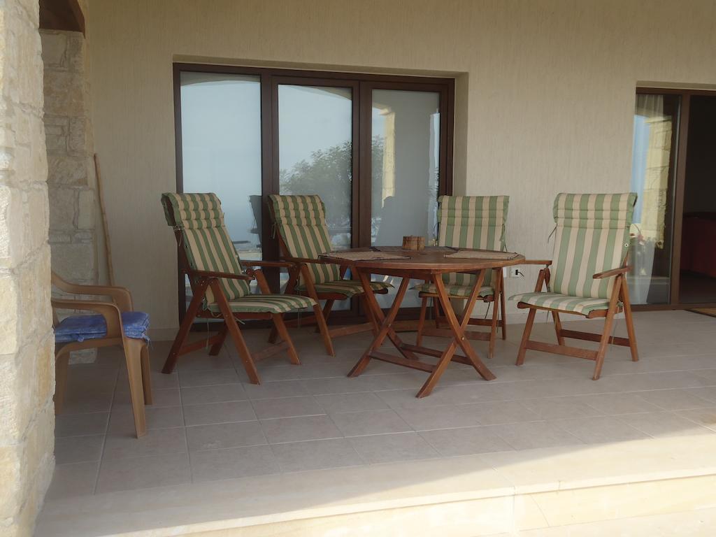 Petralona Apartment Agios Athanasios Luaran gambar
